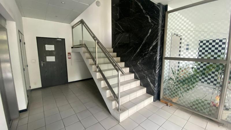 Bureau - 201 m² - 8 pièces