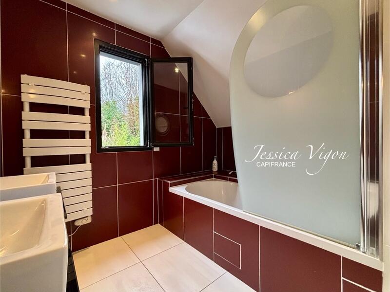 Maison - 194 m² - 6 pièces