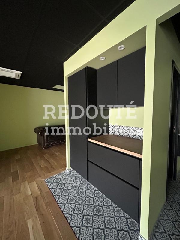 Bureau - 50 m² - 1 pièce