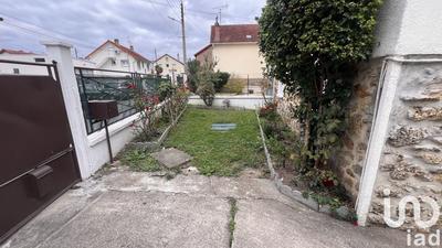 Maison de ville - 100 m² - 4 pièces