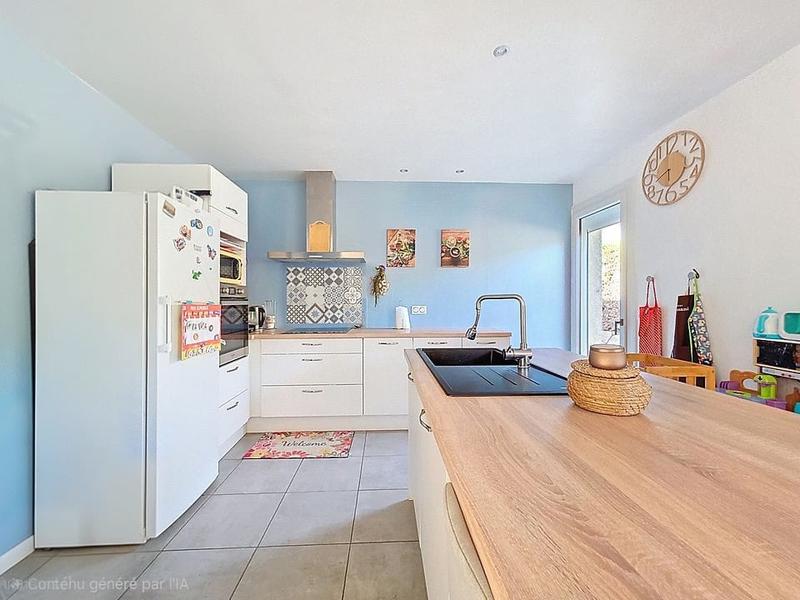 Maison - 92 m² - 4 pièces