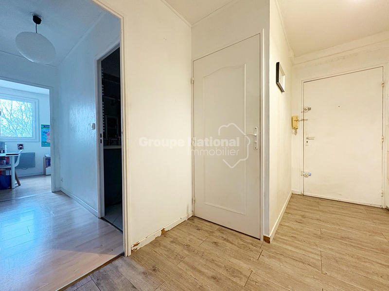Appartement - 84 m² - 4 pièces