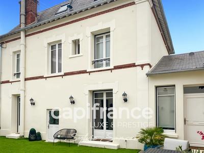 Maison bourgeoise - 165 m² - 8 pièces