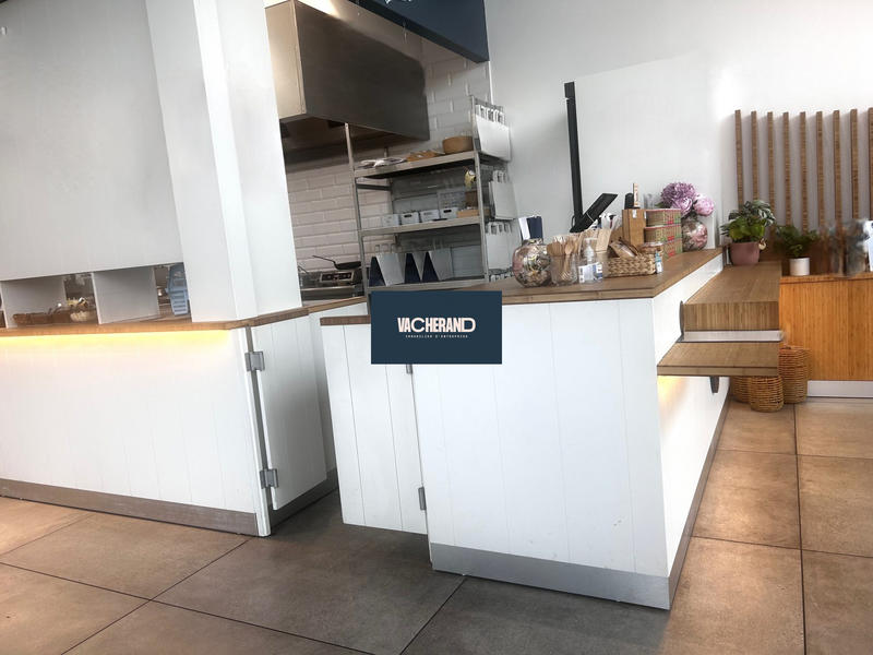 Local commercial - 190 m² - 1 pièce