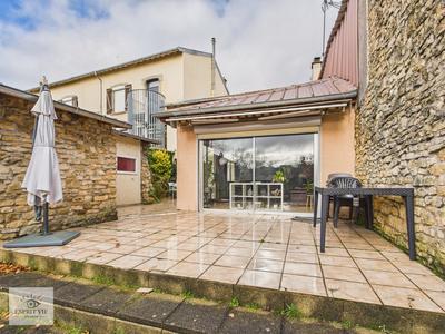 Maison - 138 m² - 6 pièces