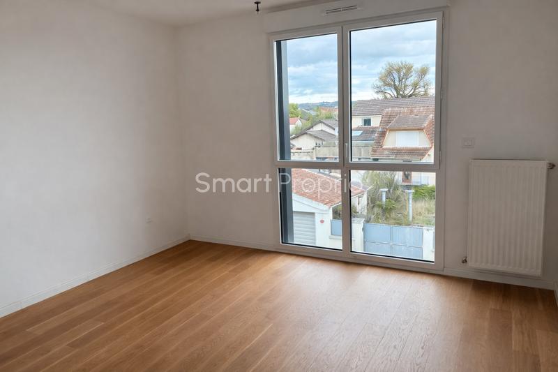 Appartement - 86 m² - 4 pièces
