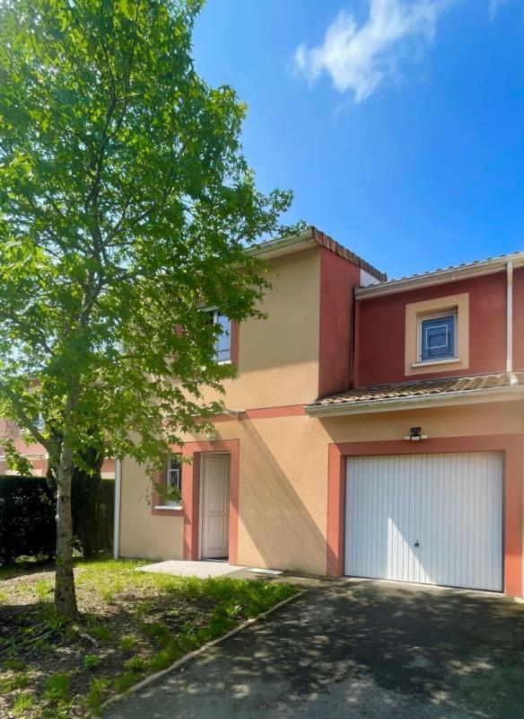 Maison - 94 m² - 4 pièces