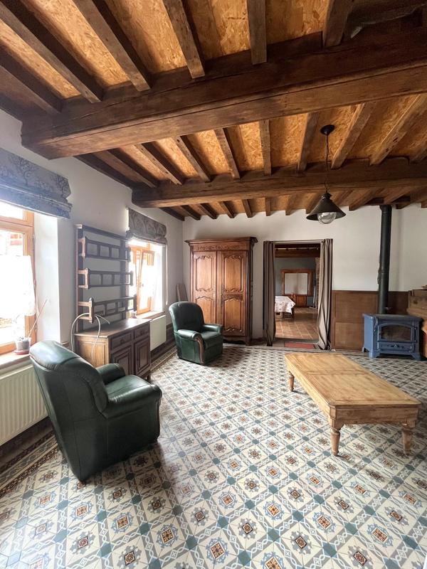 Maison - 304 m² - 10 pièces