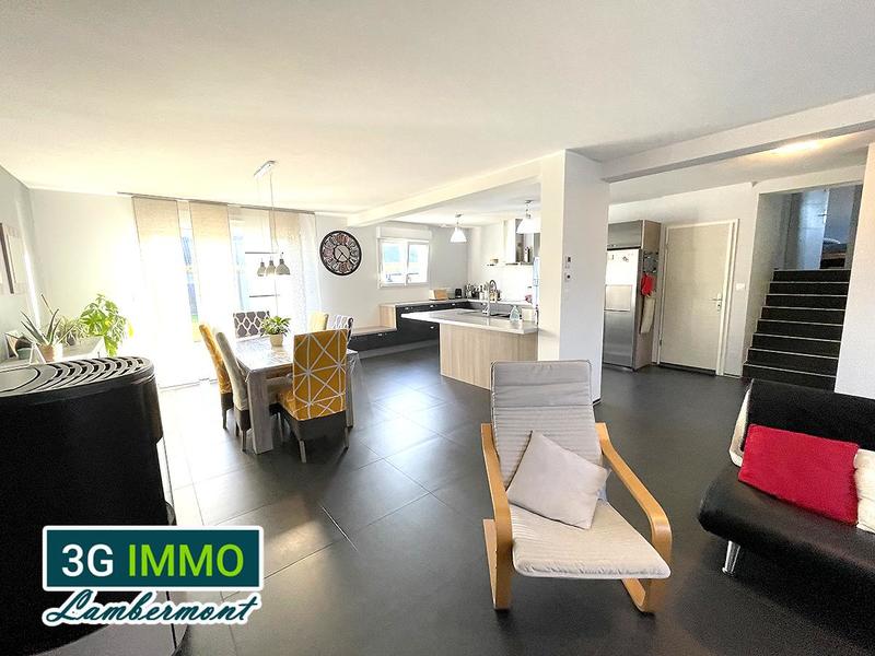 Maison - 134 m² - 5 pièces