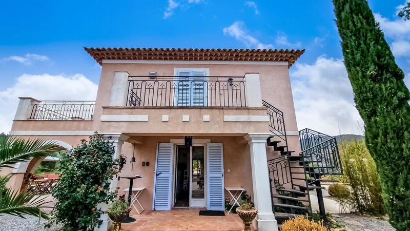 Villa - 290 m² - 8 pièces