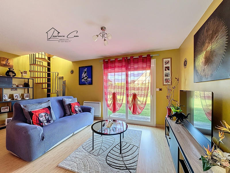 Maison contemporaine - 117 m² - 8 pièces