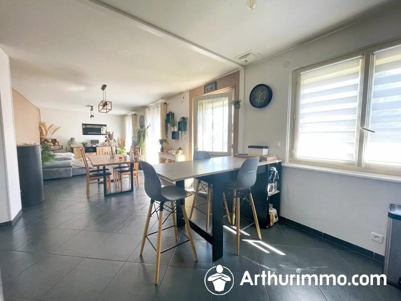 Maison - 87 m² - 5 pièces