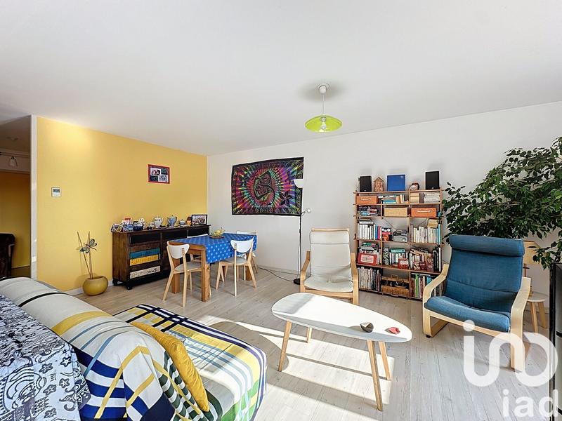 Appartement - 79 m² - 3 pièces