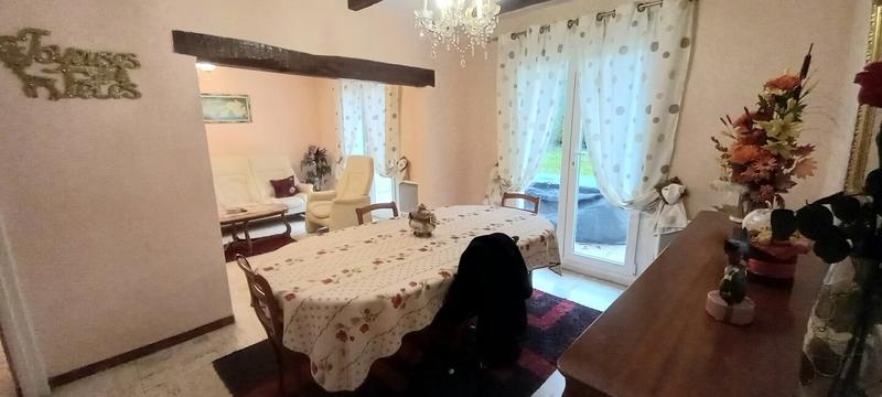 Maison - 95 m² - 4 pièces