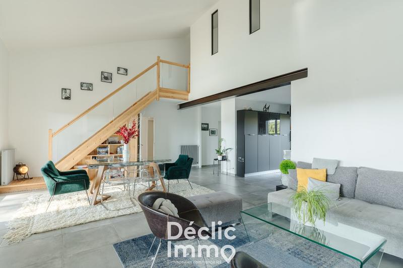 Maison - 195 m² - 8 pièces