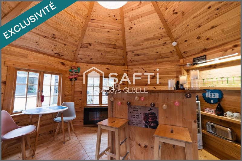 Maison - 233 m² - 12 pièces