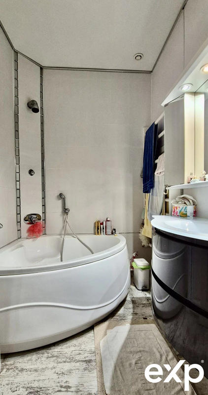 Appartement - 112 m² - 4 pièces