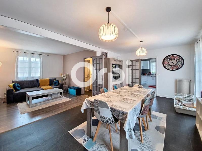 Maison - 110 m² - 5 pièces