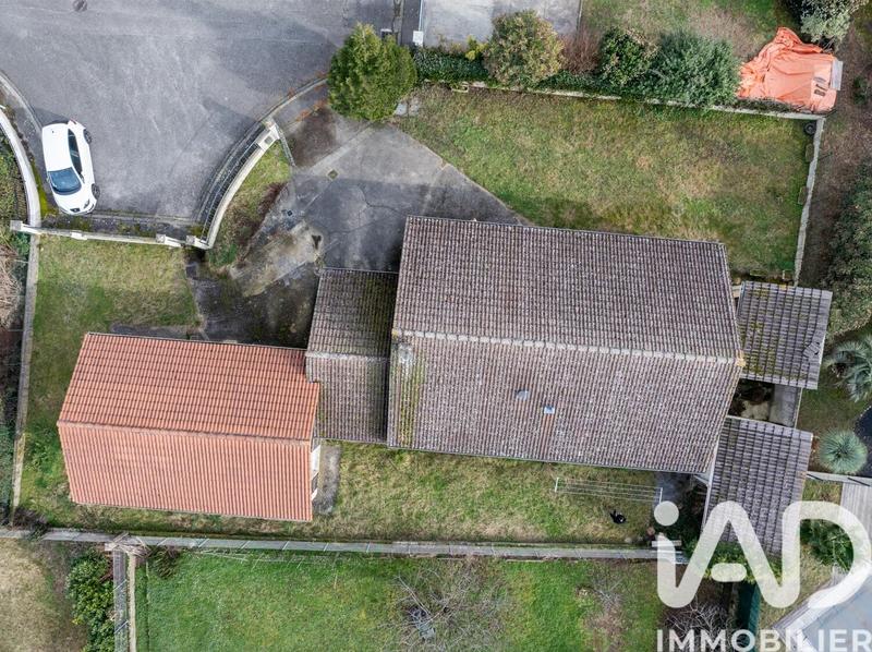 Maison - 149 m² - 8 pièces