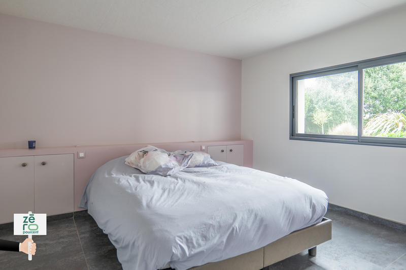 Maison - 280 m² - 7 pièces