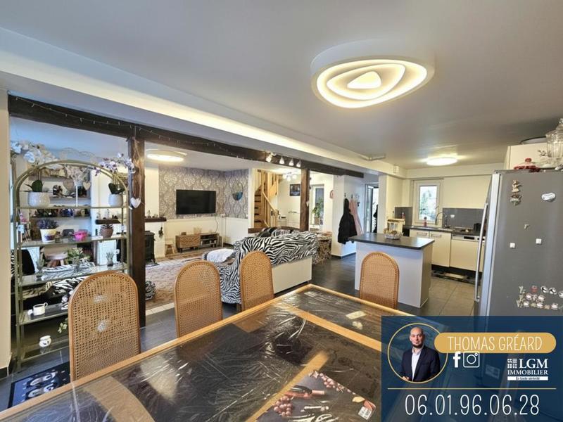 Maison - 137 m² - 5 pièces