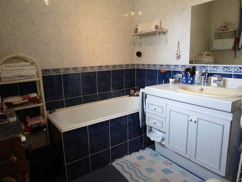 Propriété - 125 m² - 6 pièces