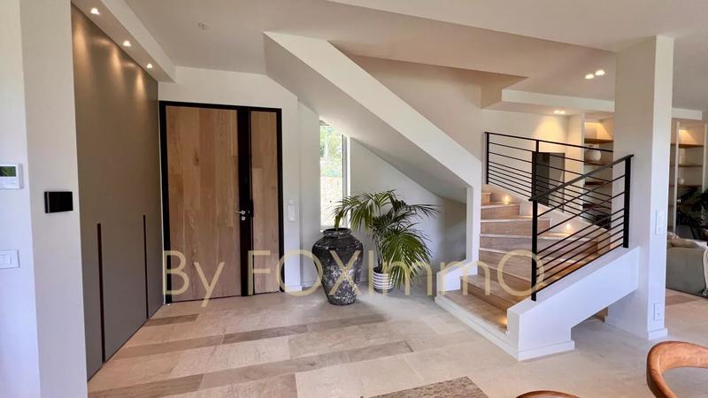 Villa - 180 m² - 6 pièces