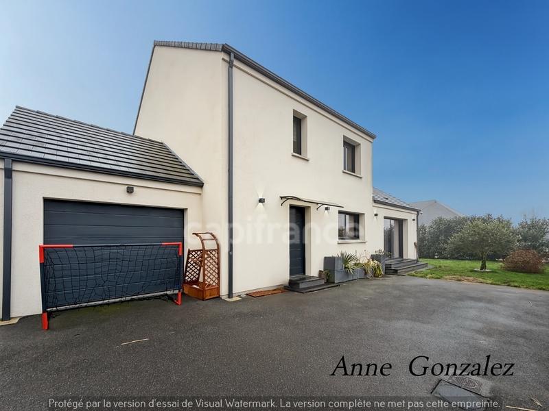 Maison - 150 m² - 6 pièces