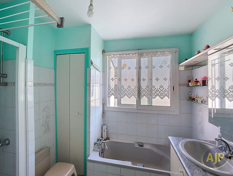 Maison - 125 m² - 5 pièces