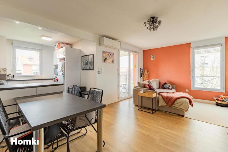 Appartement - 60 m² - 3 pièces