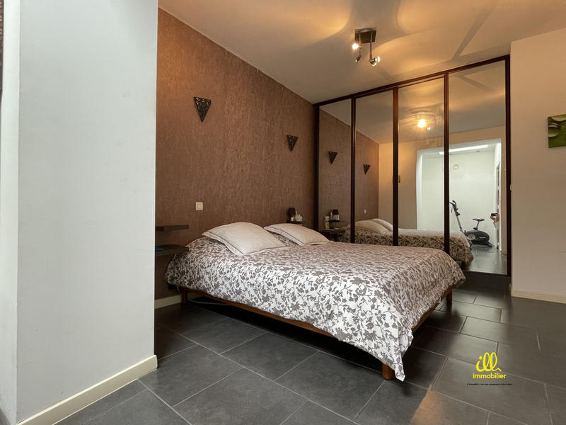 Maison - 188 m² - 6 pièces