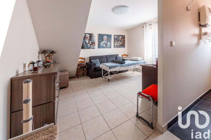 Maison - 215 m² - 8 pièces