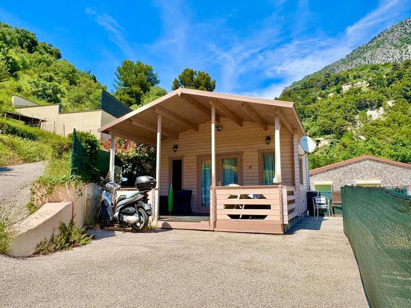 Maison - 121 m² - 5 pièces