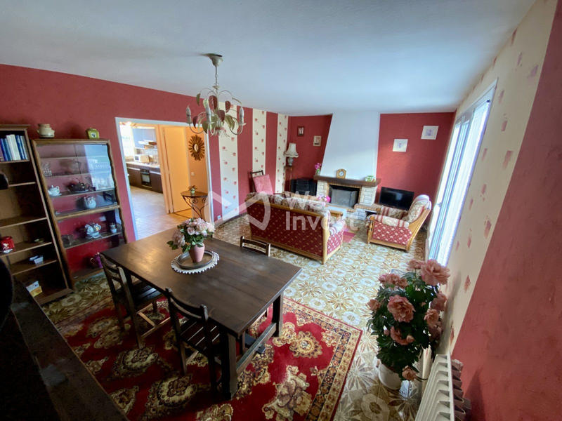 Maison - 90 m² - 4 pièces