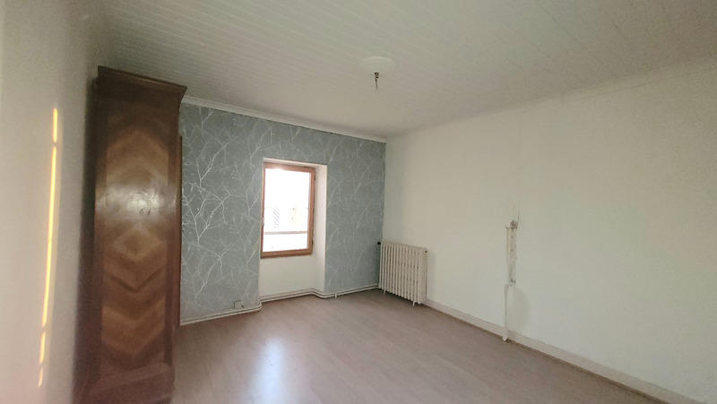 Maison - 243 m² - 8 pièces