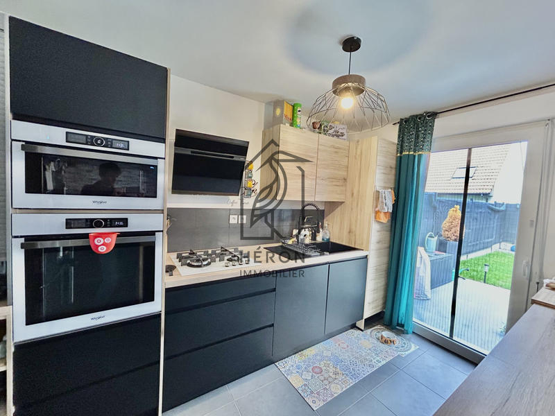 Maison - 84 m² - 4 pièces