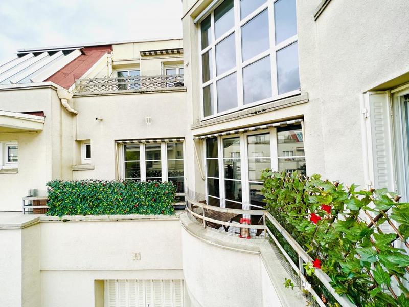 Appartement - 110 m² - 4 pièces