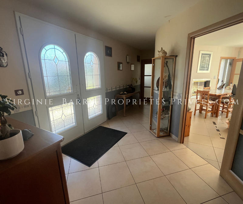 Maison - 300 m² - 7 pièces