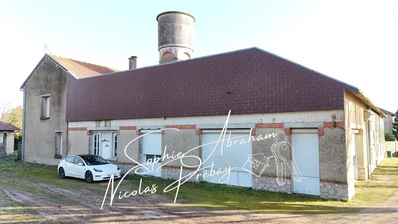 Maison - 308 m² - 10 pièces