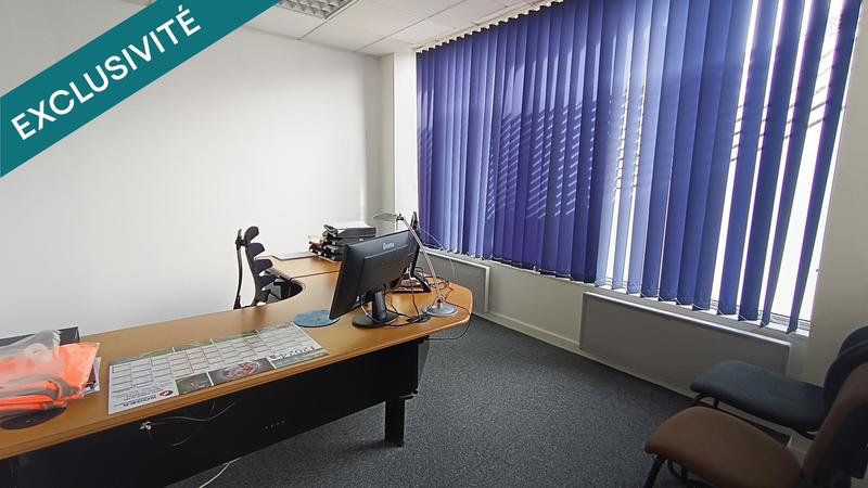 Local commercial - 150 m² - 3 pièces