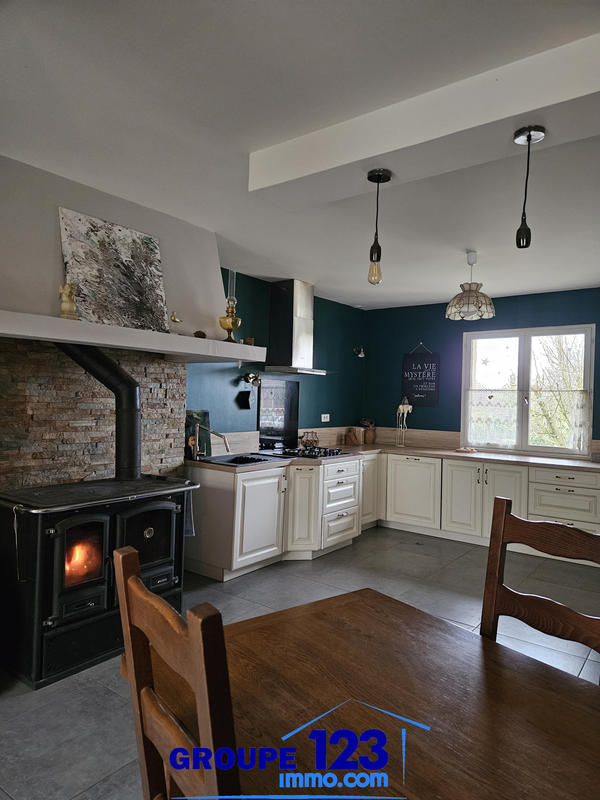 Maison - 180 m² - 6 pièces