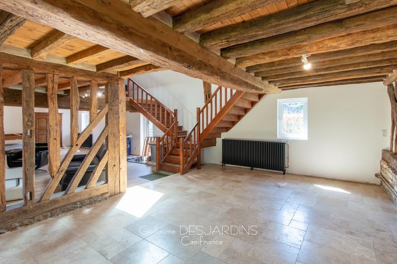 Maison traditionnelle - 187 m² - 6 pièces