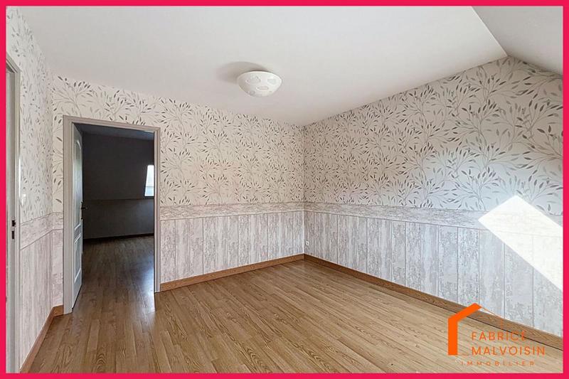 Maison - 330 m² - 12 pièces