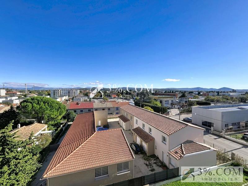 Appartement - 65 m² - 4 pièces