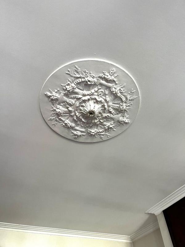 Maison - 260 m² - 12 pièces