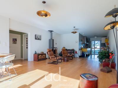 Maison - 135 m² - 6 pièces