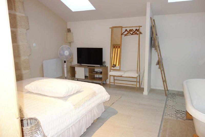 Maison - 268 m² - 8 pièces