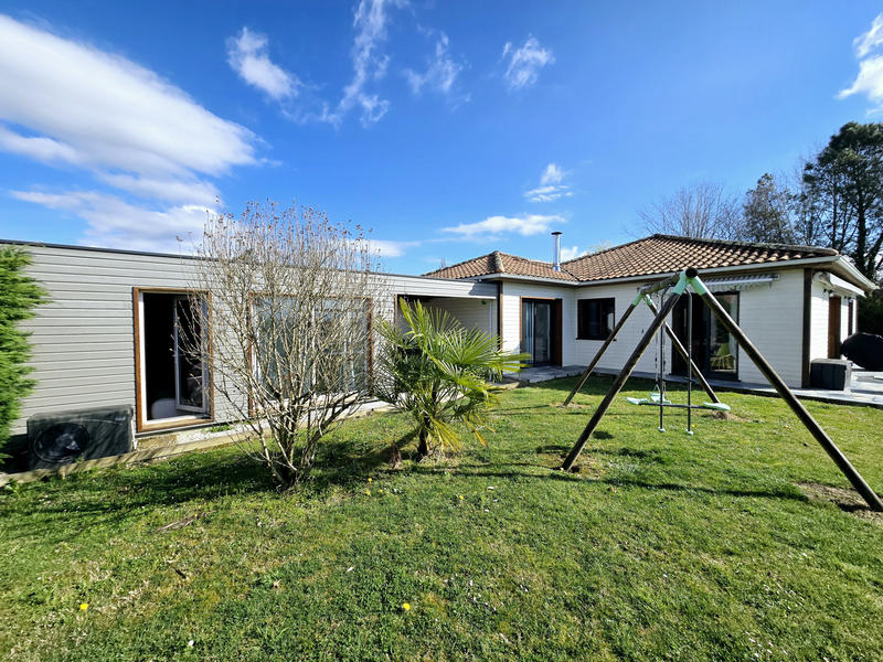 Maison - 120 m² - 4 pièces