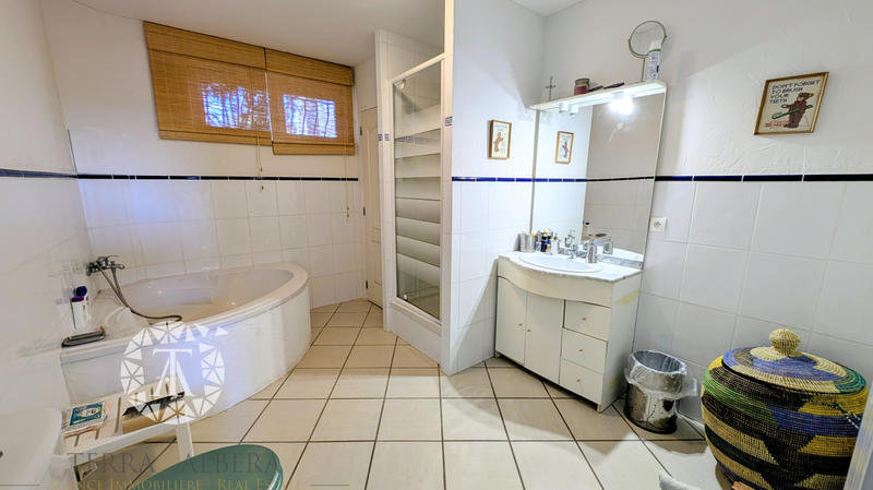 Villa - 122 m² - 6 pièces