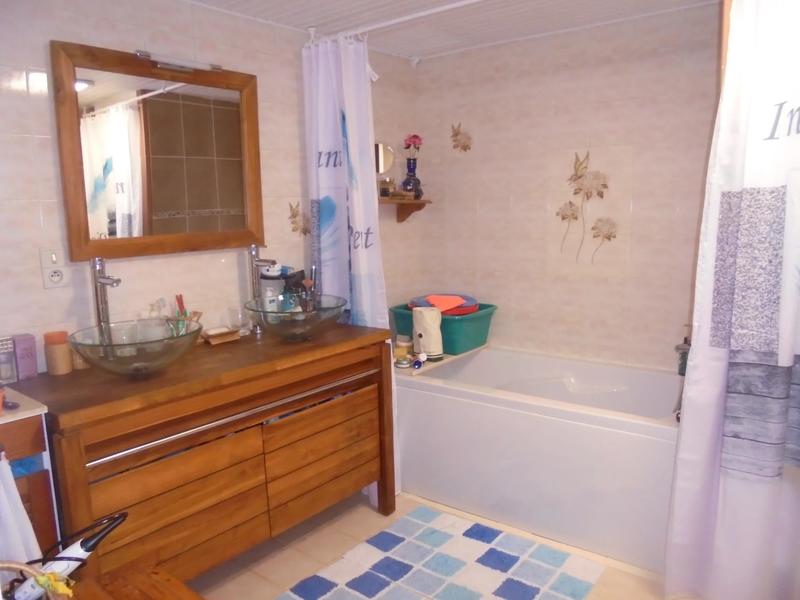 Maison - 180 m² - 7 pièces